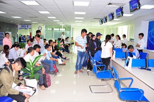 Người dân, doanh nghiệp hài lòng với Trung tâm hành chính công